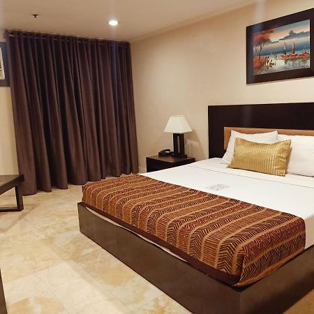 מנילה Paragon Tower Hotel מראה חיצוני תמונה