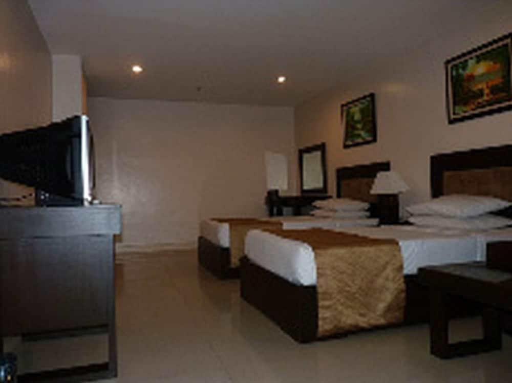 מנילה Paragon Tower Hotel מראה חיצוני תמונה