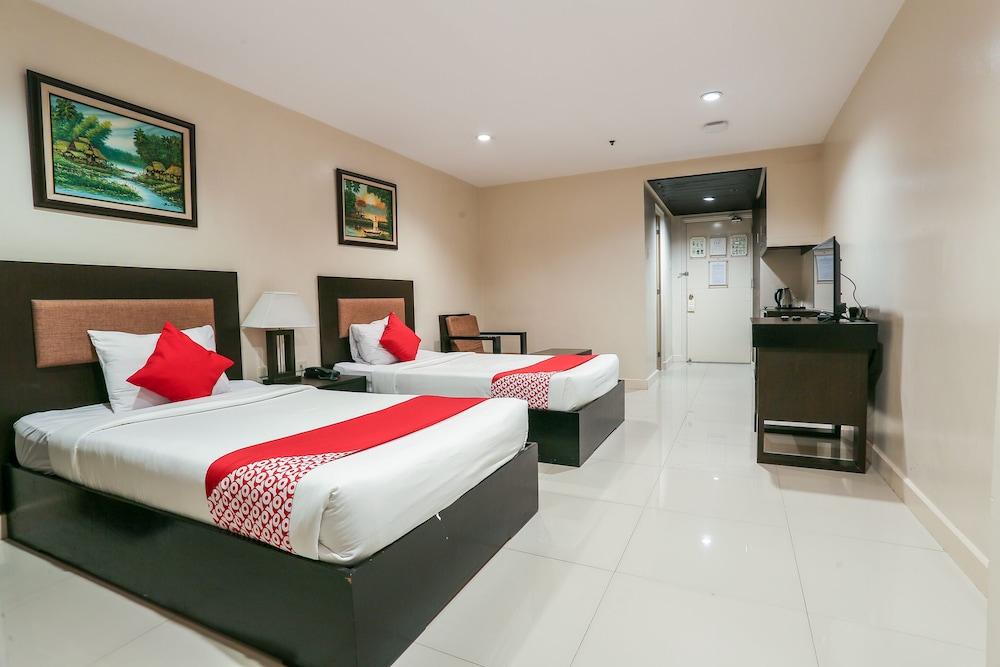 מנילה Paragon Tower Hotel מראה חיצוני תמונה